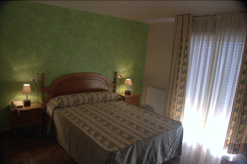 Hostal Las Vegas カンガス・デ・モラソ エクステリア 写真